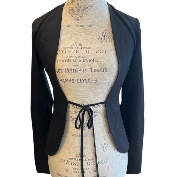 Rumored Women's Waldorf Top - XS - NWT - Picture 4 of 9